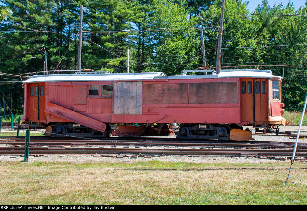 Former MBTA Snow Plow 5164  enjoys Retirement